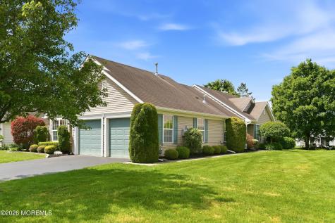 25 Ivy Hill Road Lakewood NJ 08701