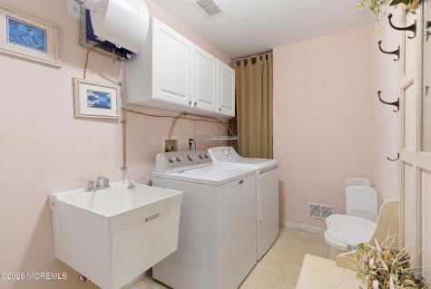 25 Ivy Hill Road Lakewood NJ 08701