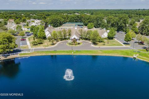 25 Ivy Hill Road Lakewood NJ 08701