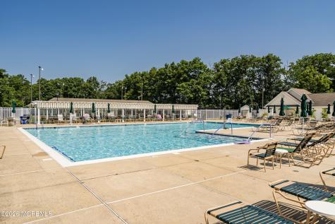25 Ivy Hill Road Lakewood NJ 08701