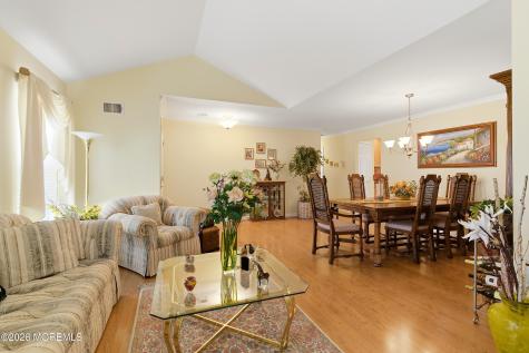 25 Ivy Hill Road Lakewood NJ 08701