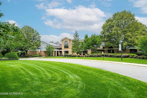 21 Cambridge Circle Manchester NJ 08759