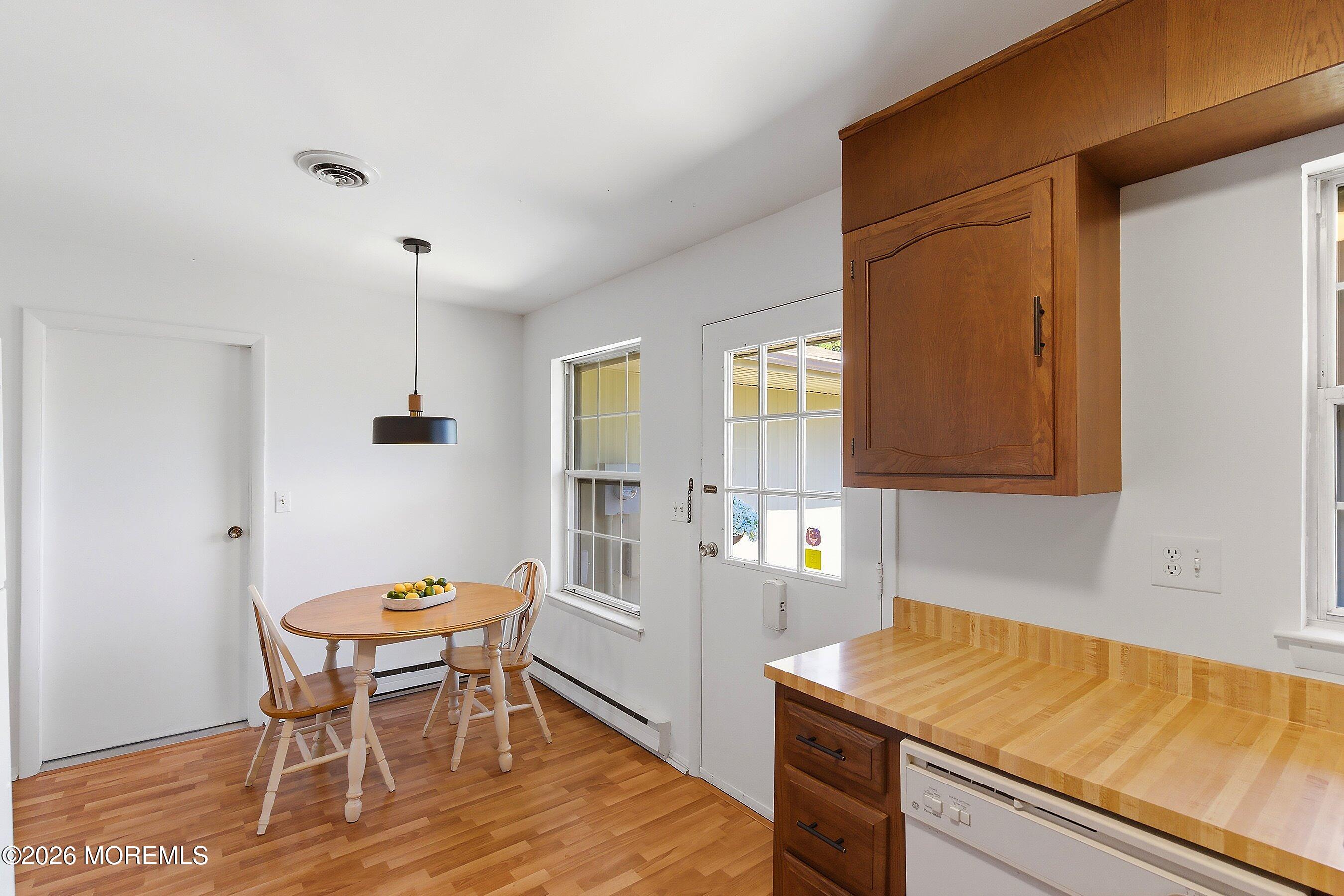 21 Cambridge Circle Manchester NJ 08759