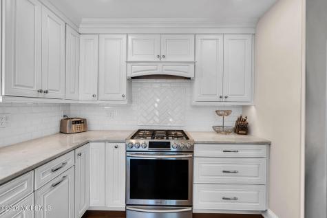 34 Marlin Court Bayville NJ 08721