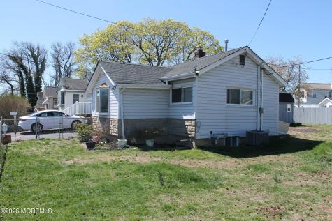 235 Alpine Way Laurence Harbor NJ 08879