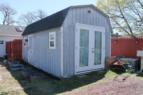 235 Alpine Way Laurence Harbor NJ 08879