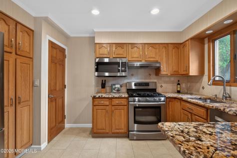 24 Deerwood Avenue Edison NJ 08817