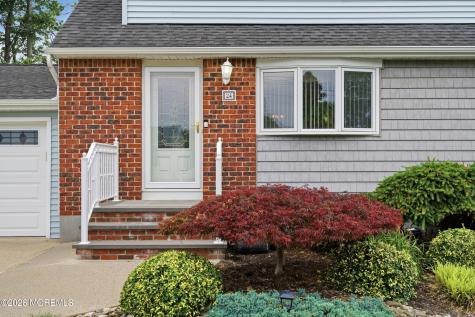 24 Deerwood Avenue Edison NJ 08817
