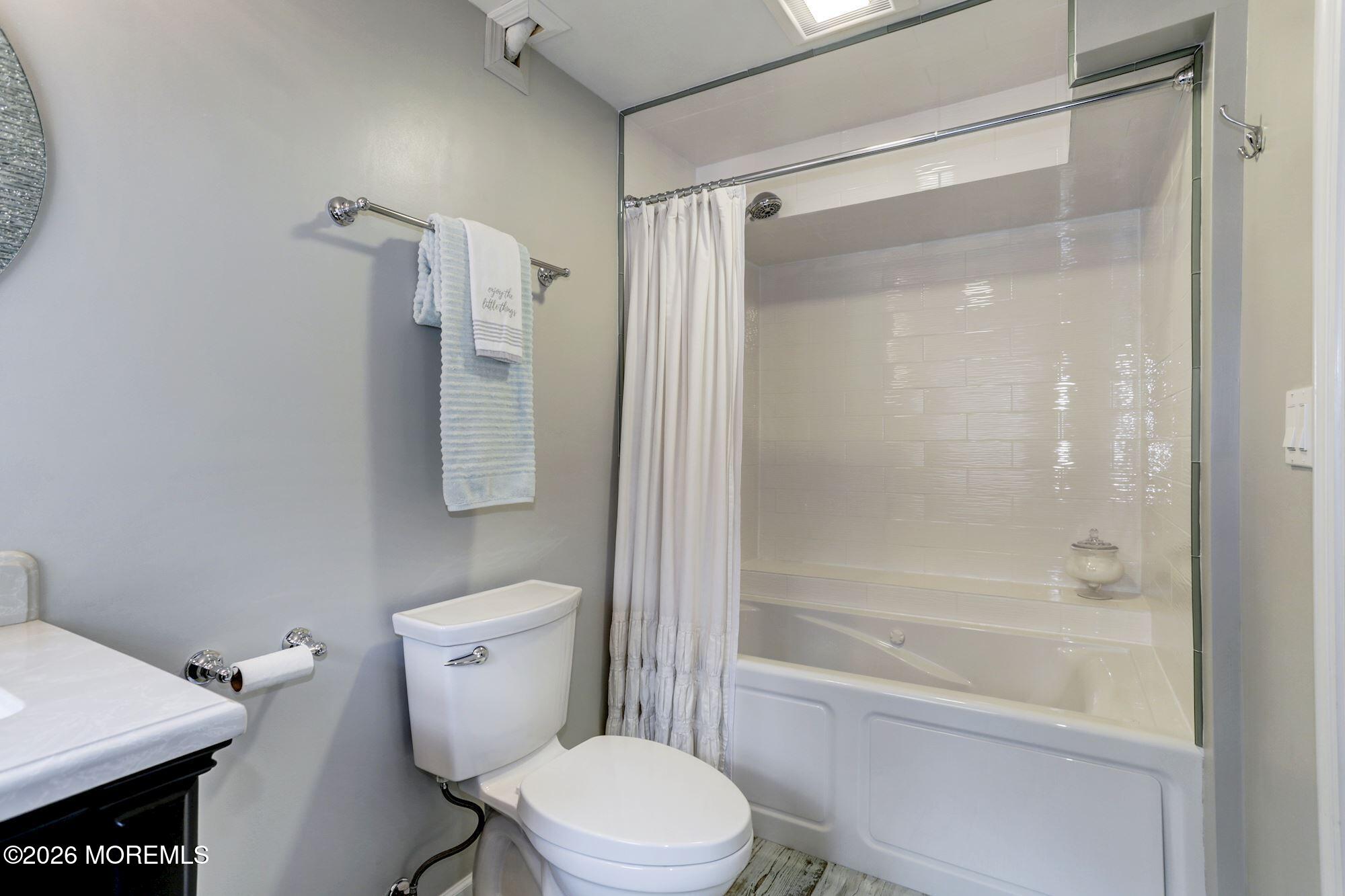 44 E Connecticut Jackson NJ 08527