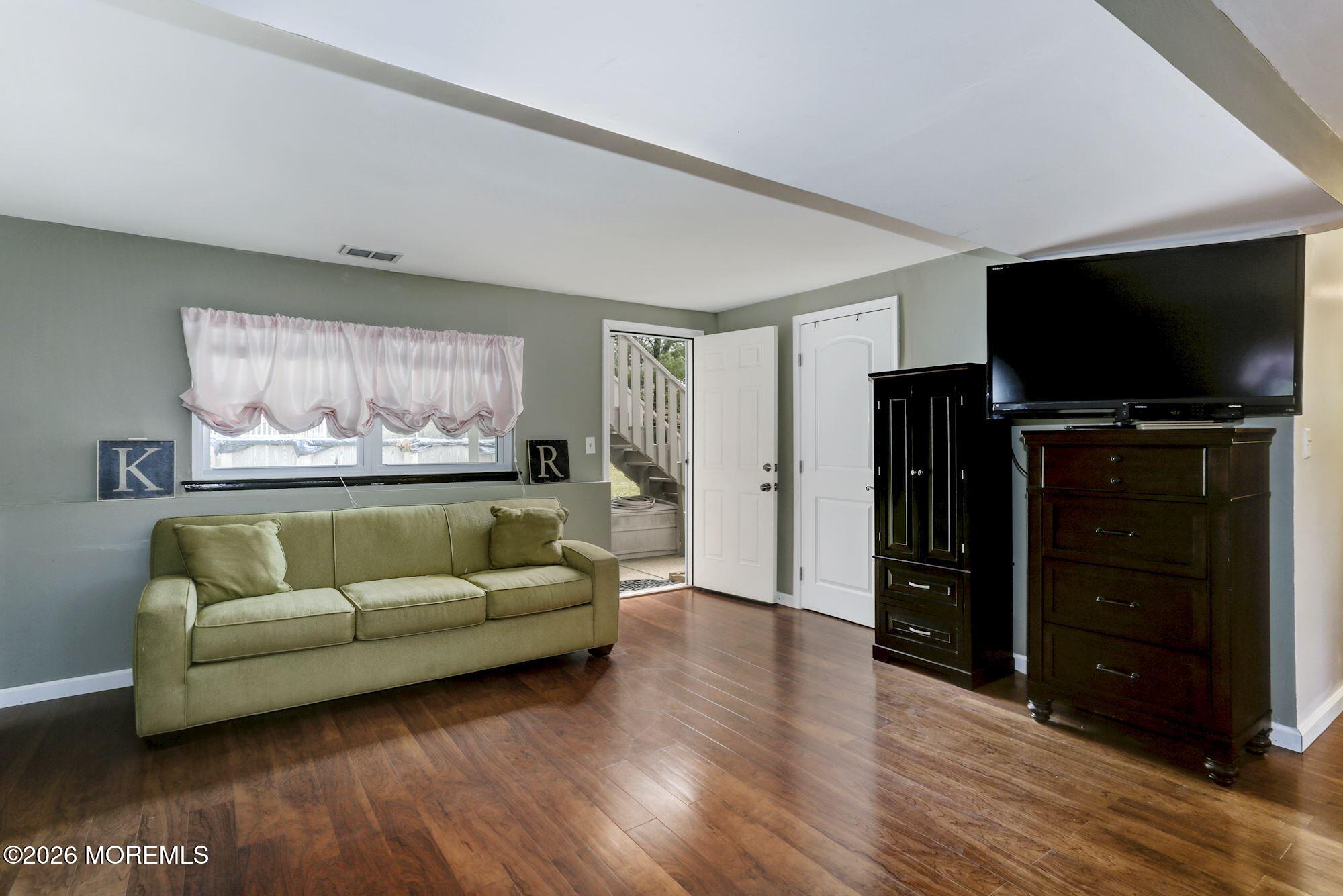 44 E Connecticut Jackson NJ 08527