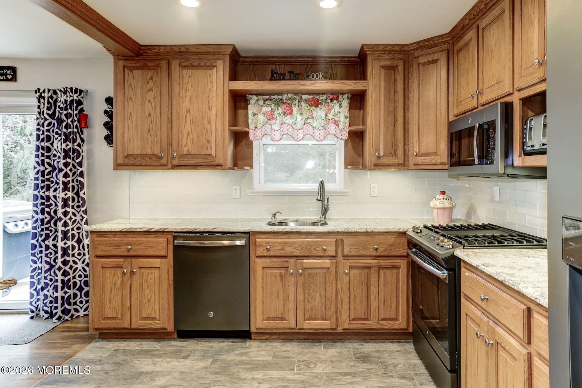 44 E Connecticut Jackson NJ 08527
