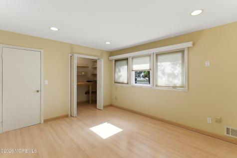 1109 Hope Road Tinton Falls NJ 07712