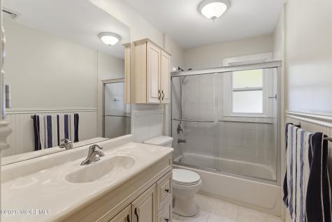 1109 Hope Road Tinton Falls NJ 07712