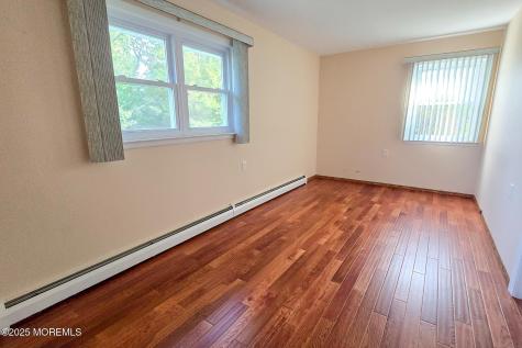 593 Jamaica Boulevard Toms River NJ 08757