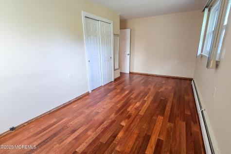 593 Jamaica Boulevard Toms River NJ 08757