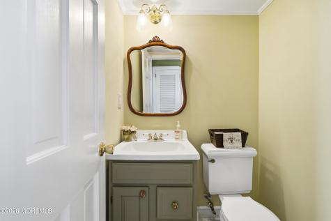 26 Chestnut Street Red Bank NJ 07701