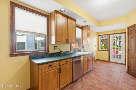 26 Chestnut Street Red Bank NJ 07701