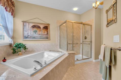 5 Donatello Drive Manchester NJ 08759
