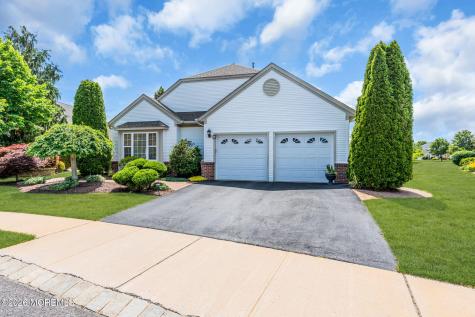 5 Donatello Drive Manchester NJ 08759