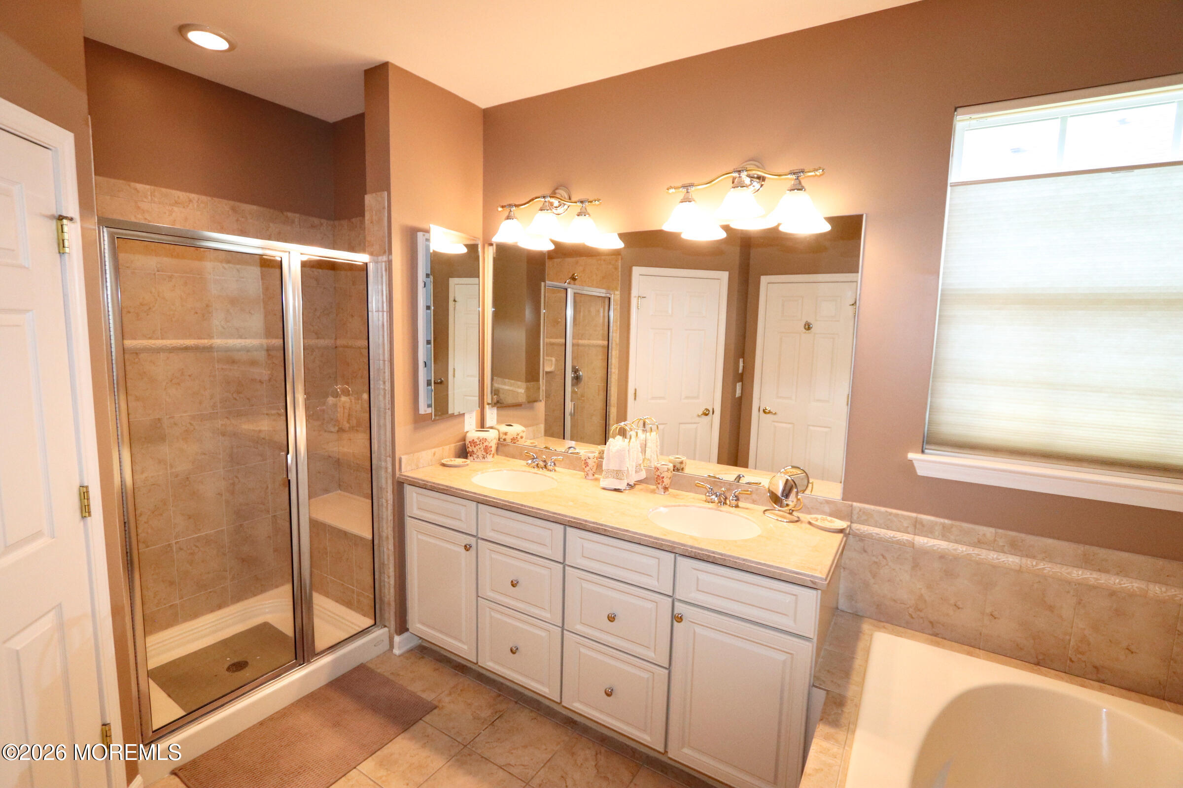 80 Cromwell Lane Jackson NJ 08527