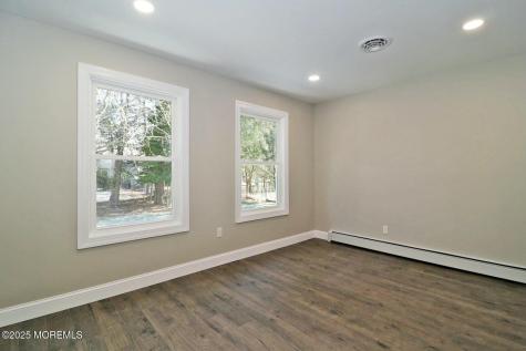 50 Whitaker Drive Toms River NJ 08757