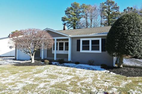 50 Whitaker Drive Toms River NJ 08757