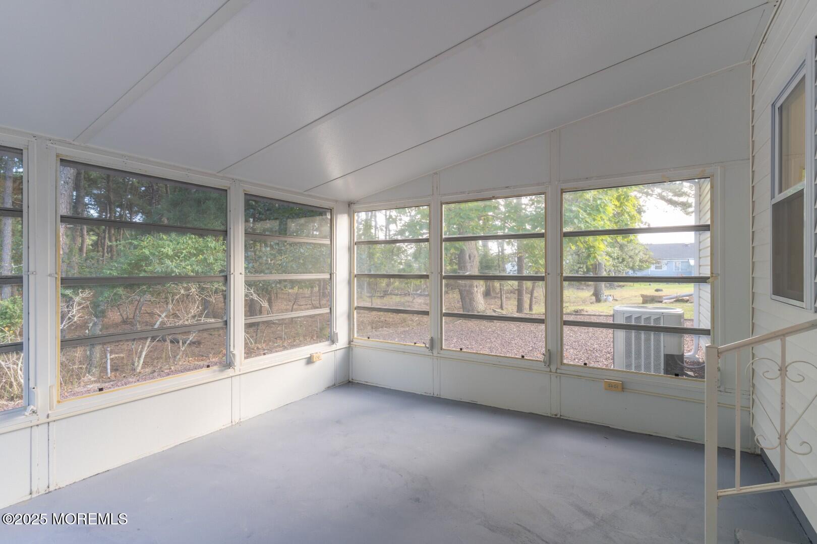 23 Burlington Court Toms River NJ 08757