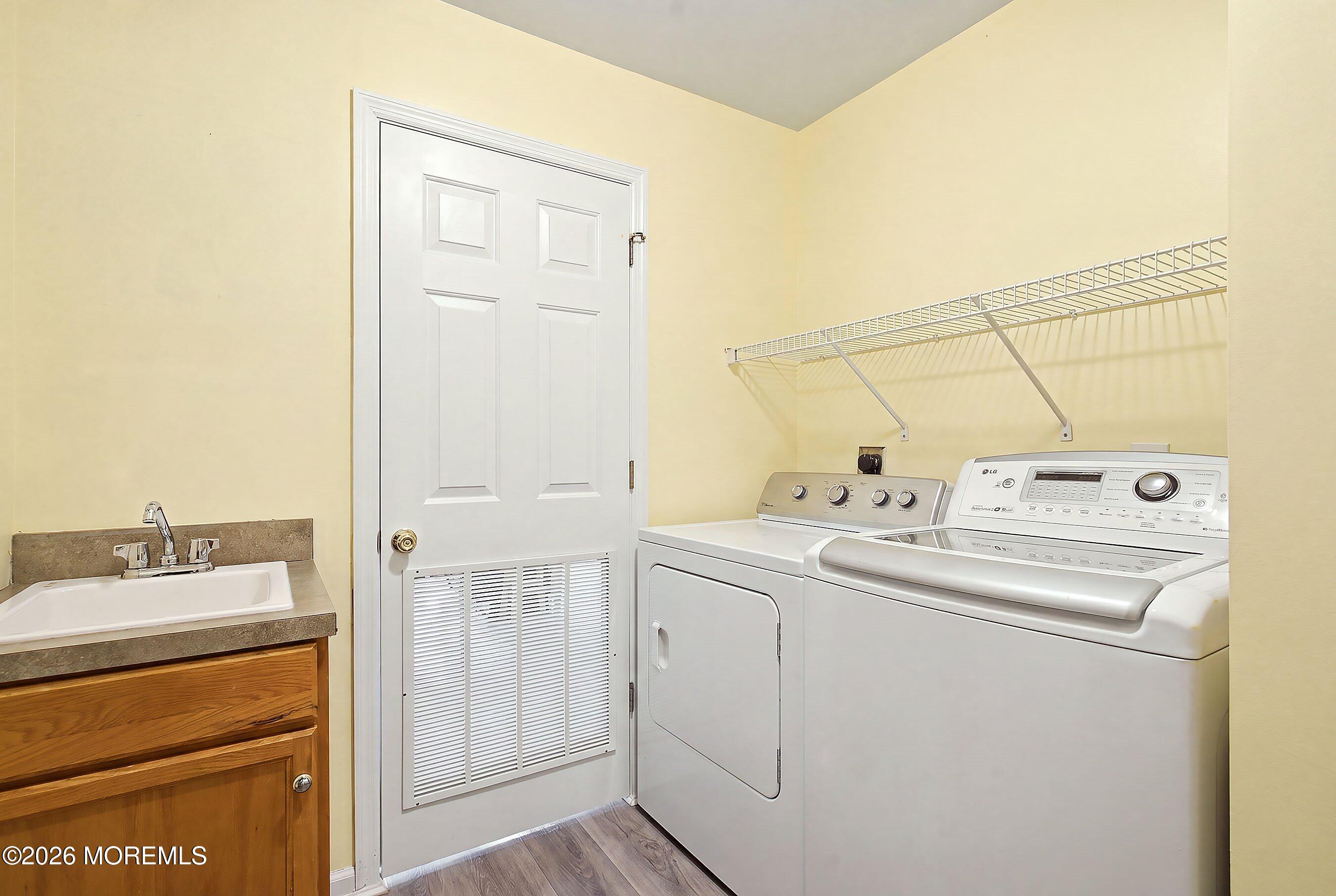 60 Fort Lee Drive Manahawkin NJ 08050
