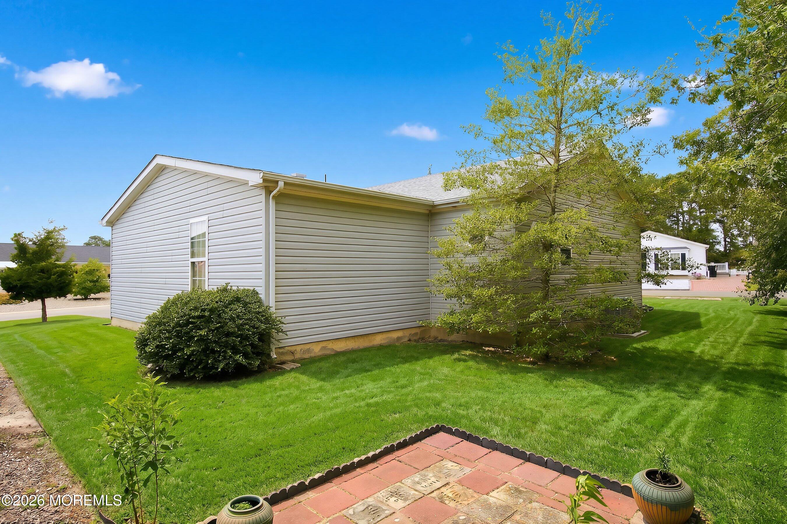 60 Fort Lee Drive Manahawkin NJ 08050