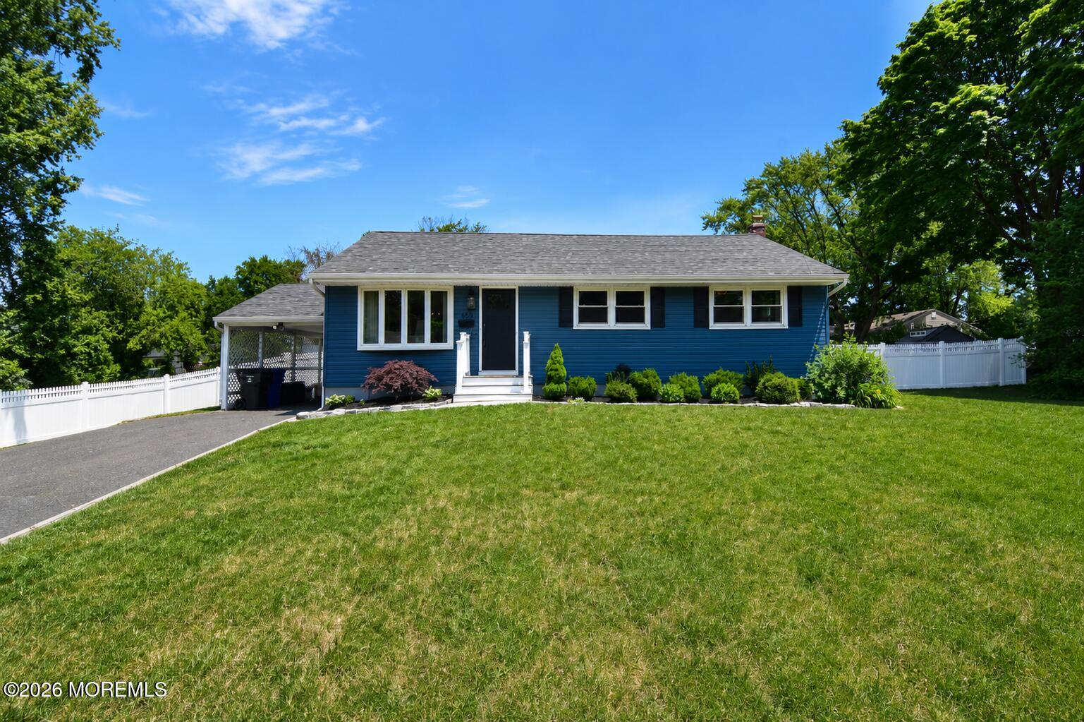 469 East Road Belford NJ 07718