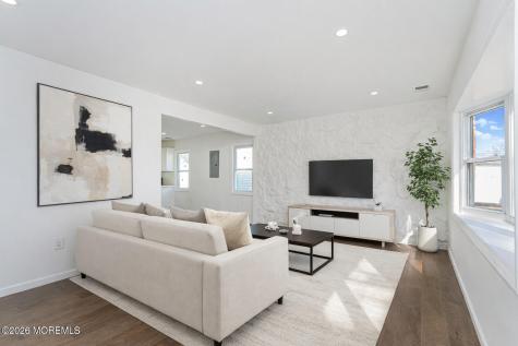 144 Monmouth Road Oakhurst NJ 07755