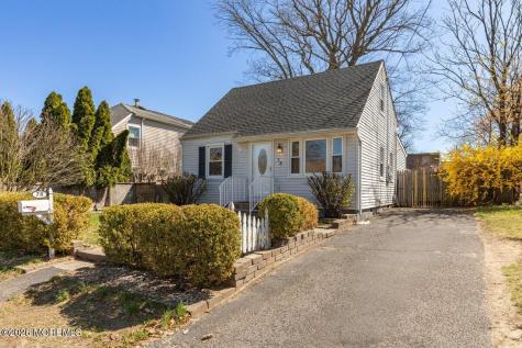78 Liberty Place Hazlet NJ 07734