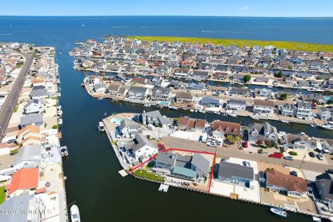 819 Forepeak Drive Forked River NJ 08731