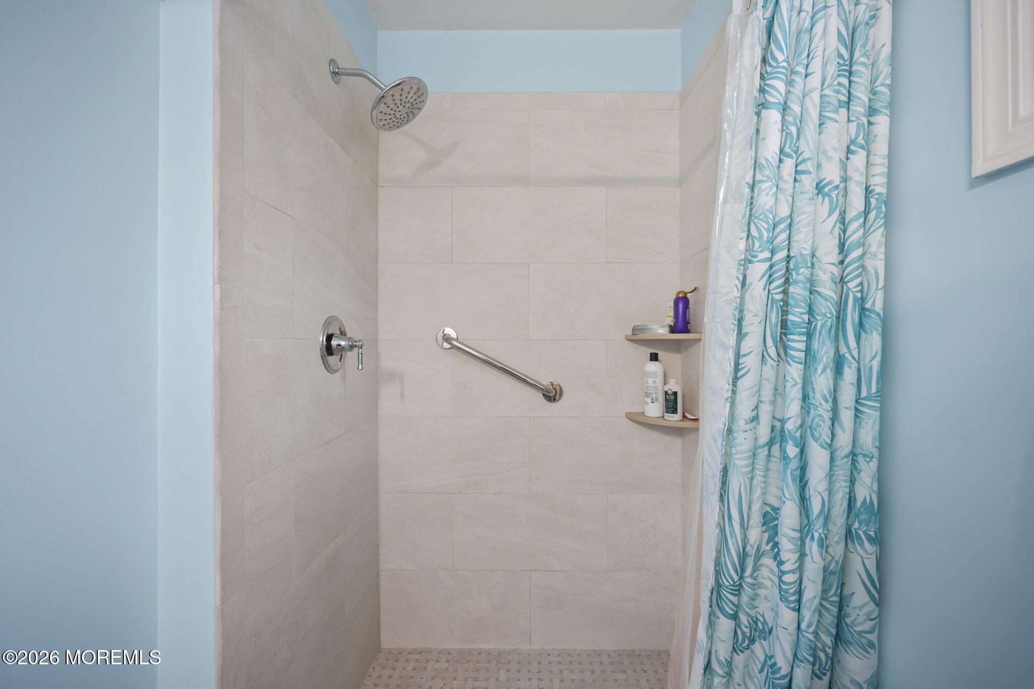 64 Appletree Road Howell NJ 07731