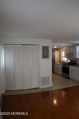 814 5th Street Union Beach NJ 07735