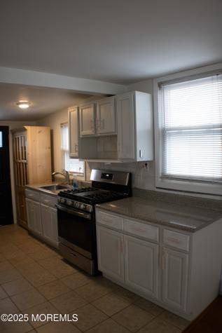 814 5th Street Union Beach NJ 07735