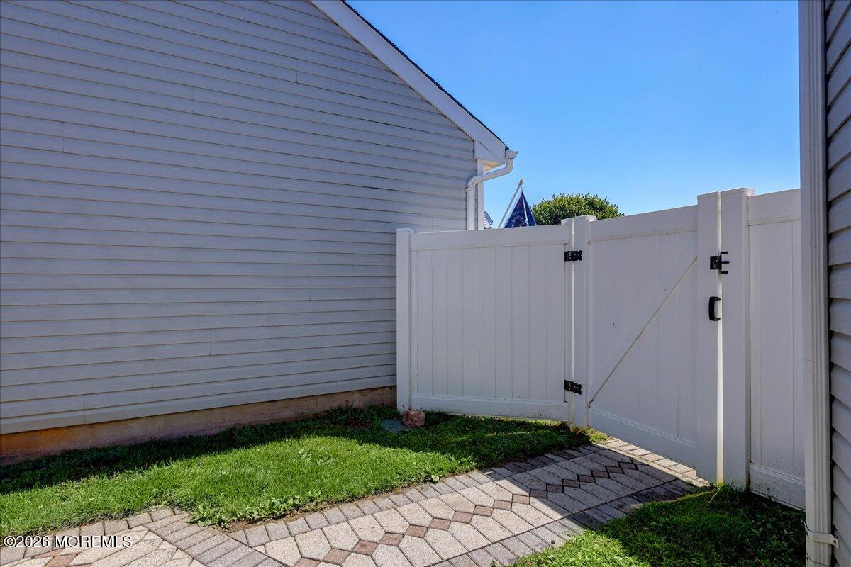 123 Kentucky Way Freehold NJ 07728