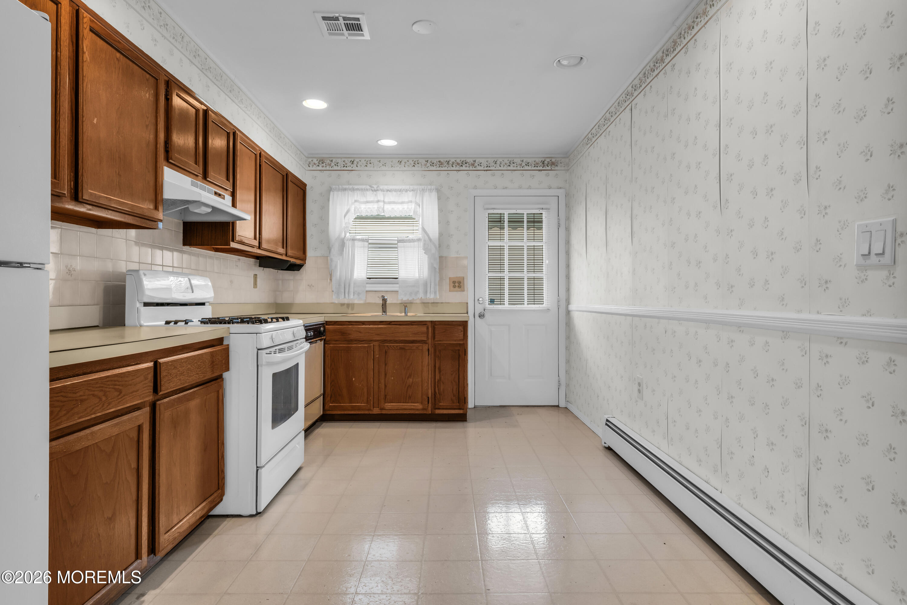 24 Merrilee Lane Toms River NJ 08757