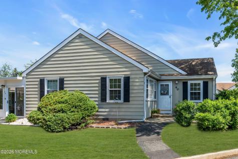 40 Dover Walk Toms River NJ 08753
