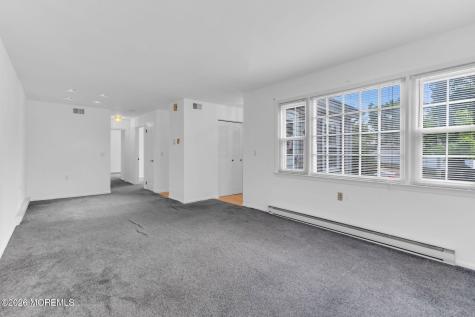 40 Dover Walk Toms River NJ 08753