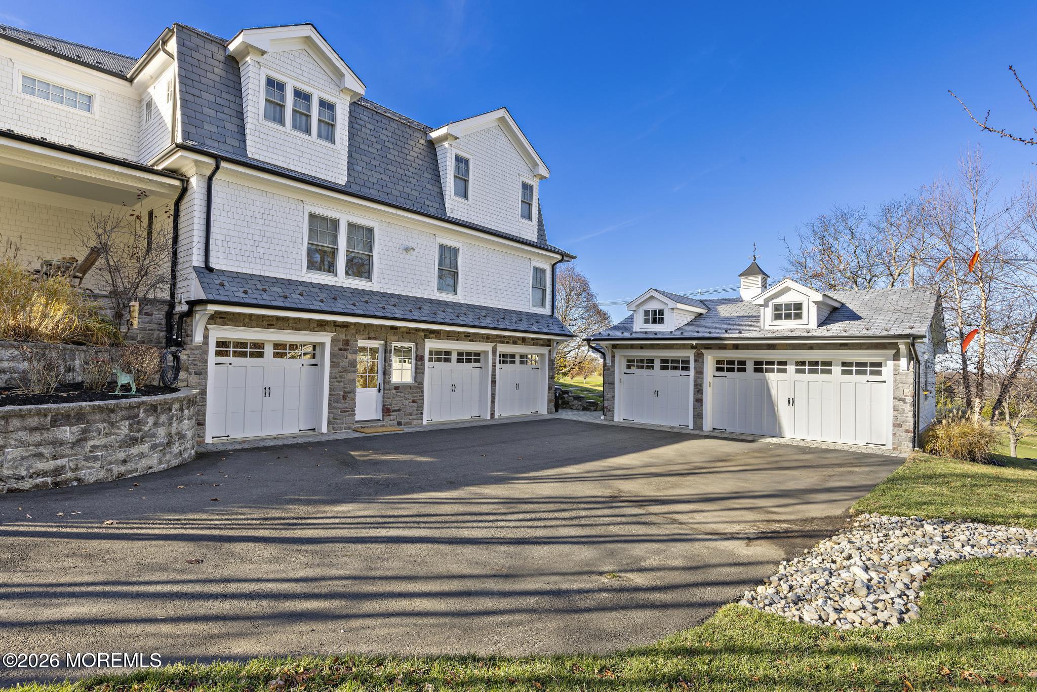 9 Beacon Hill Road Atlantic Highlands NJ 07716