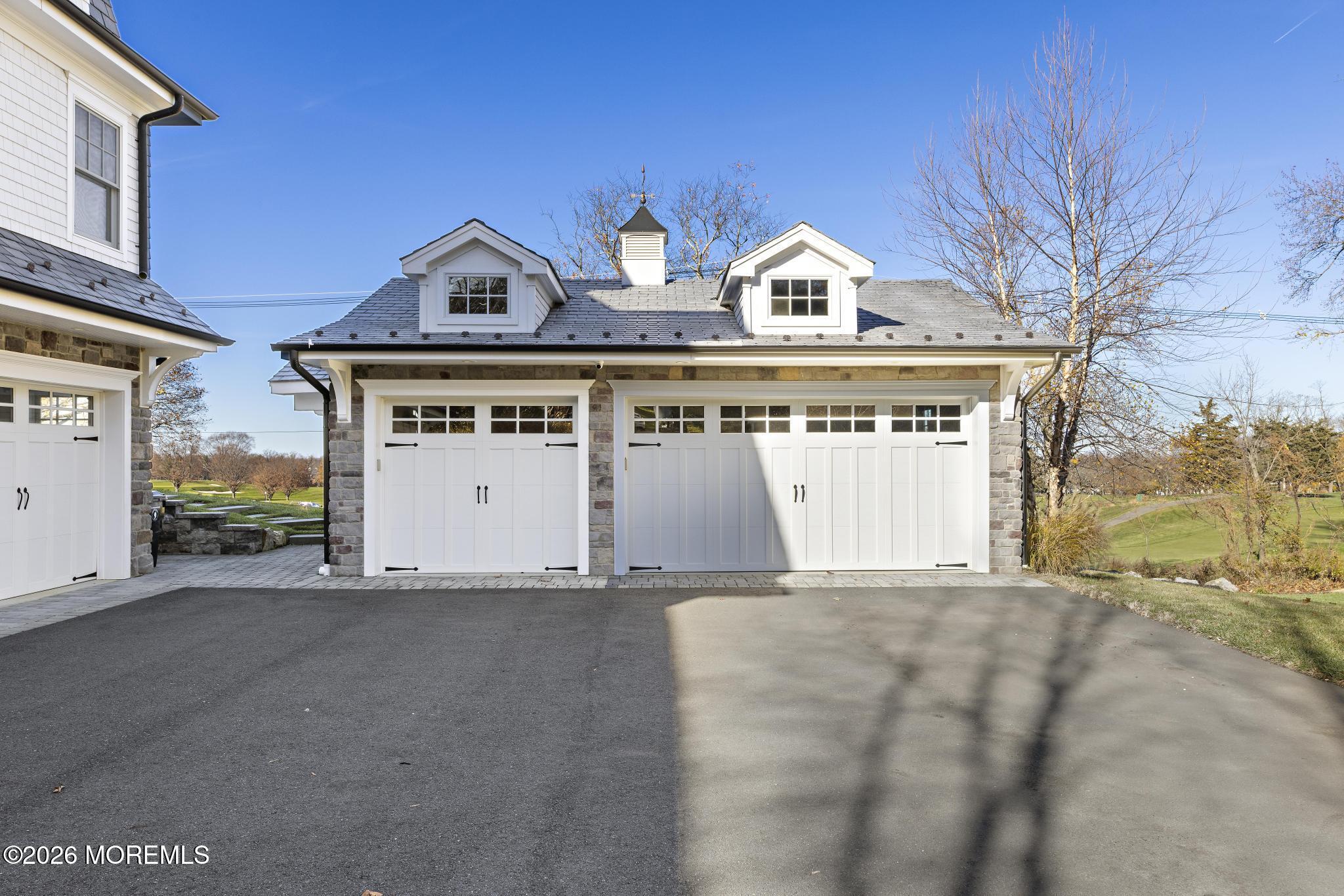 9 Beacon Hill Road Atlantic Highlands NJ 07716