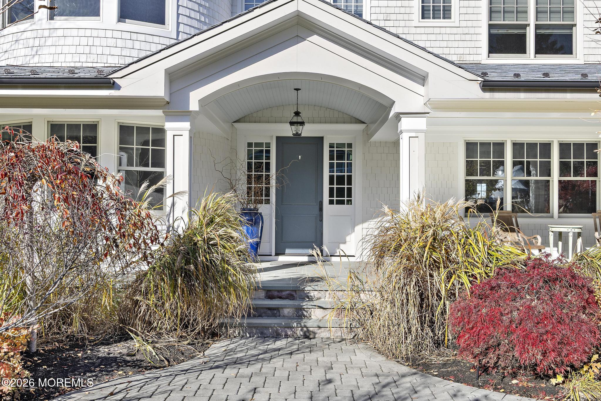 9 Beacon Hill Road Atlantic Highlands NJ 07716