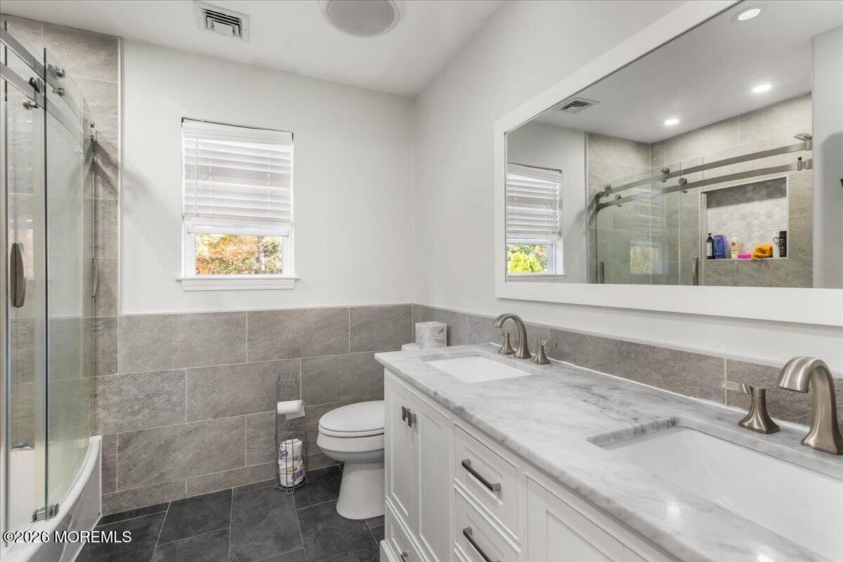 6 Mayfair Court Jackson NJ 08527