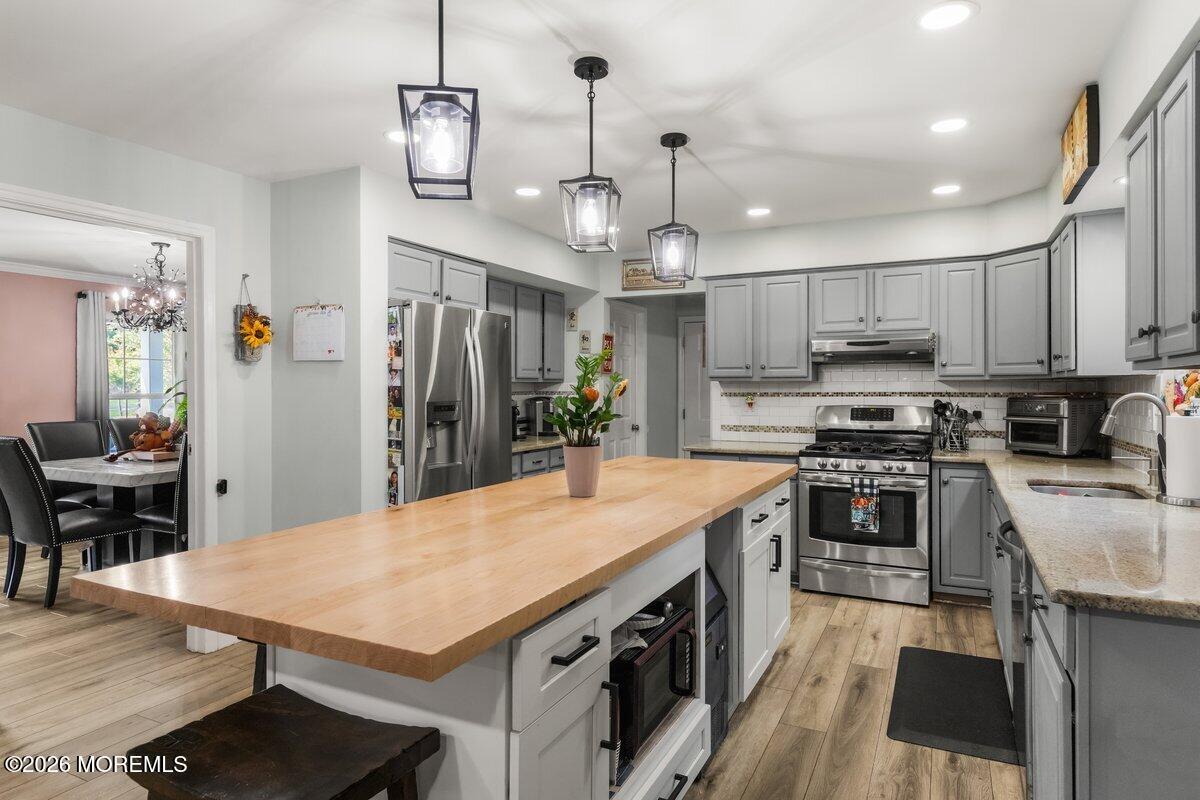 6 Mayfair Court Jackson NJ 08527