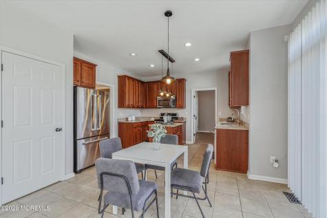 4 Harvest Lane Pemberton NJ 08068