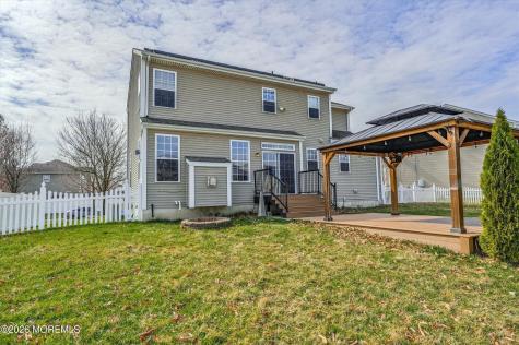 4 Harvest Lane Pemberton NJ 08068