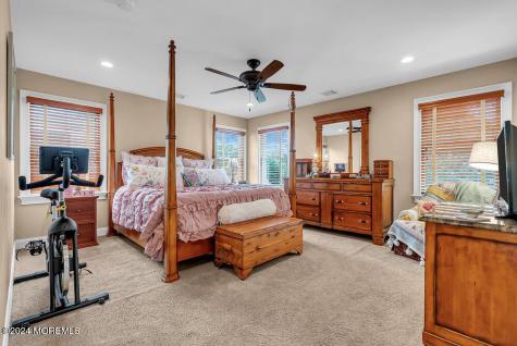 554 Essex Avenue Spring Lake Heights NJ 07762