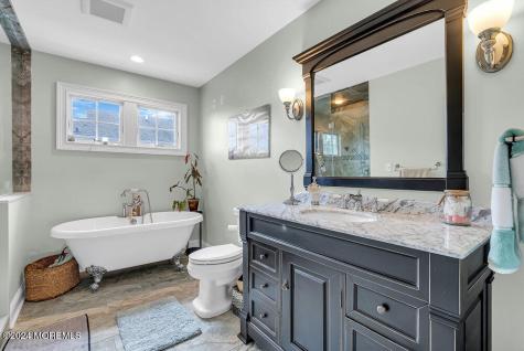 554 Essex Avenue Spring Lake Heights NJ 07762