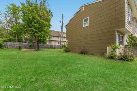 13 Buttell Avenue Lakewood NJ 08701